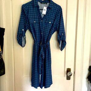 Dress blue houndtooth pattern